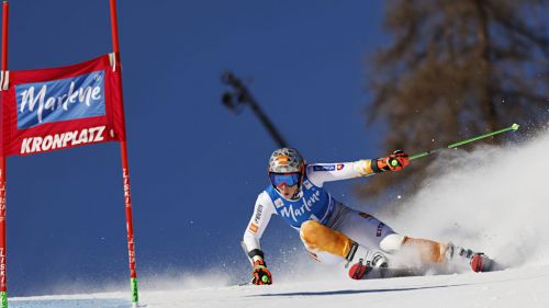 Vlhova sfrutta il numero 1 e fa il vuoto sulla 'Erta': Hector, Shiffrin e le azzurre all'inseguimento