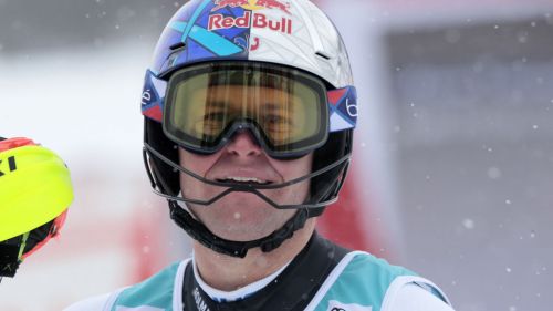 Goggia e Bassino sotto la neve di Livigno, per Manfred Moelgg allenamento individuale a San Vigilio