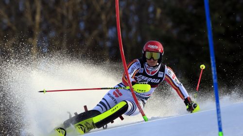 Come anticipato, la discesa femminile cancellata in Val d'Isère si recupererà a Bansko il 24 gennaio
