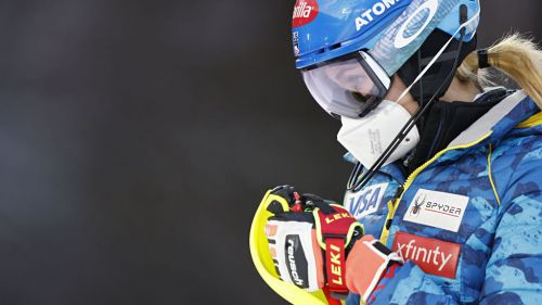 Vlhova vince il duello con Shiffrin anche nella 'night race' di Schladming, è sua la coppa di slalom