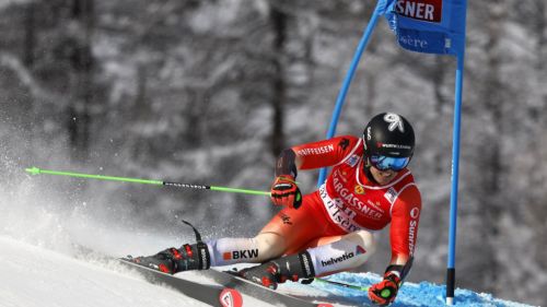 Speed skating: Andrea Giovannini trionfa nella Mass Start di Coppa del Mondo a Calgary!
