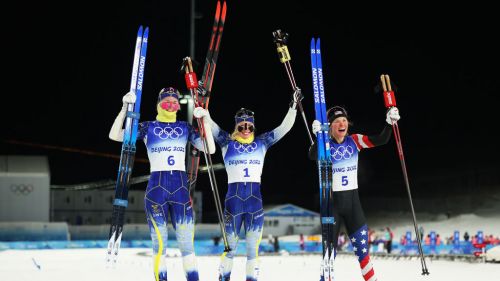 La Svezia comanda il medagliere, gli azzurri risalgono in sesta piazza. Primi due titoli per l'Austria