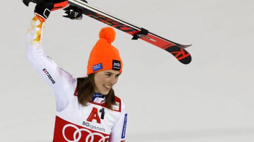 Vlhova è davanti anche nella notte di Schladming e vede la coppa, Shiffrin costretta alla rimonta