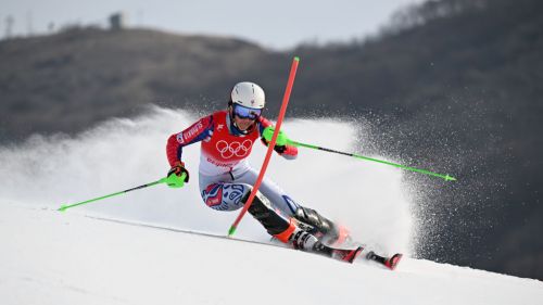 Incredibile oro per Petra Vlhova in rimonta: Hector e Duerr la buttano, sul podio Liensberger e Holdener
