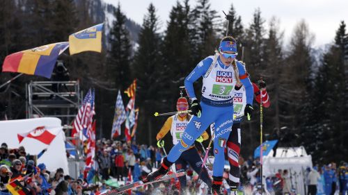 Dressen rovina la festa di Feuz e della Svizzera nella discesa di Saalbach. Miglior azzurro Marsaglia
