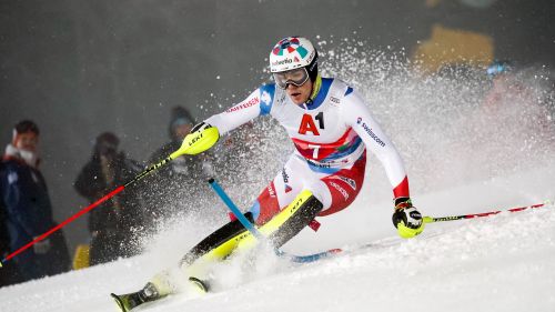 Una gondola per Mikaela, che saluta Bansko con un regalo, 250 punti e... una partita a bowling
