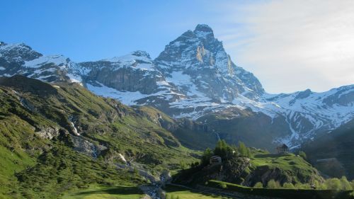 Temperature elevatissime, da venerdì sospesa anche l'attività sciistica sul Plateau Rosà