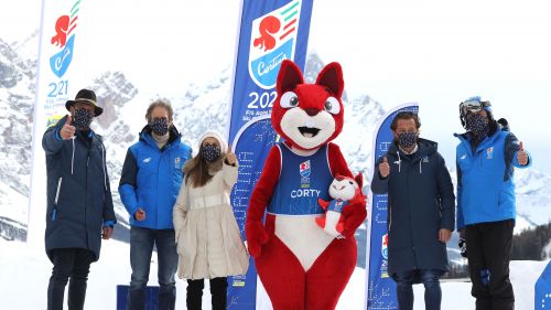 Niente da fare a Garmisch-Partenkirchen per la 1^ prova della discesa femminile: arriva la cancellazione