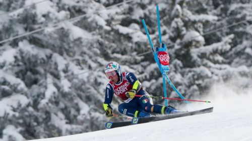 Live da Oestersund per l’Inseguimento maschile: Hofer parte davanti a tutti, ma dietro è sfida norvegese per la Coppa