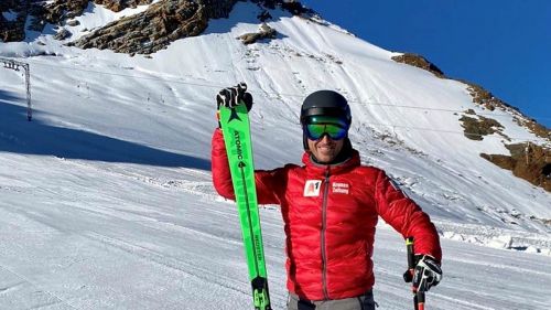 Dominik Paris, il dolore di un uomo solo coi suoi pensieri: nelle prossime ore la decisione sull'intervento