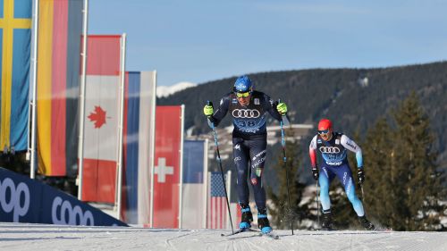Pulmino della nazionale russa di sci di fondo precipita nel lago di Livigno, fortunatamente sono tutti illesi