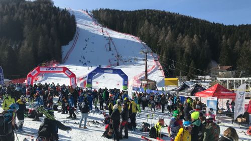 I paralleli di Lech/Zuers a rischio neve e... partecipazione: tutti già pensano a Levi, Killington e Lake Louise