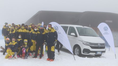 Pinturault conclude la primavera sugli sci a Courchevel, i velocisti austriaci alla Turracher Hoehe
