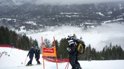 Niente da fare a Garmisch-Partenkirchen per la 1^ prova della discesa femminile: arriva la cancellazione