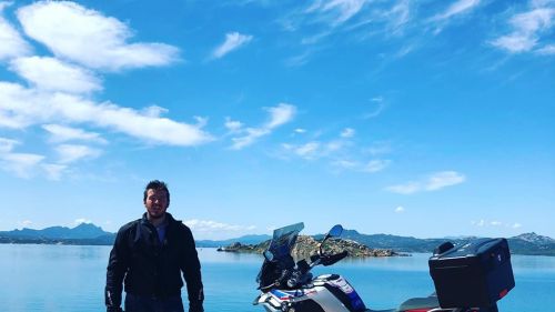 Kristoffersen si diverte negli Emirati Arabi mentre la sentenza sul 'caso Red Bull' è in arrivo...