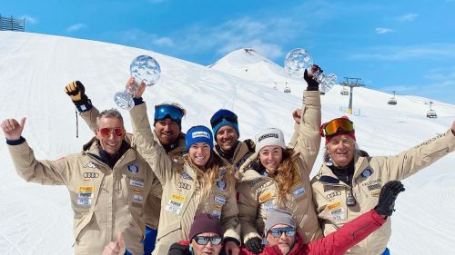 Goggia e Bassino sotto la neve di Livigno, per Manfred Moelgg allenamento individuale a San Vigilio