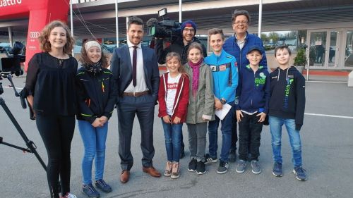 Hirscher intervistato dai bambini della Stiria: 'In gara solo se in grado di vincere, ma i giovani emergono...'