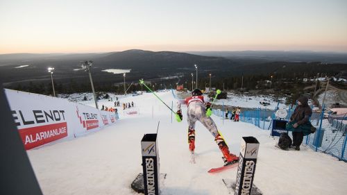Kristoffersen si diverte negli Emirati Arabi mentre la sentenza sul 'caso Red Bull' è in arrivo...