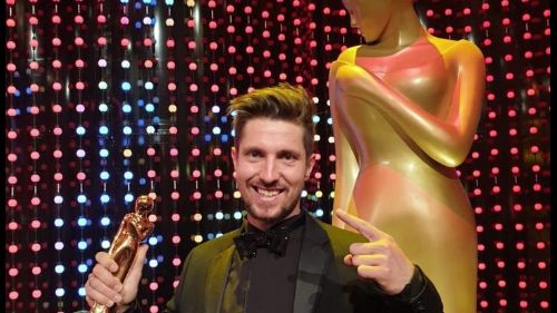 Hirscher intervistato dai bambini della Stiria: 'In gara solo se in grado di vincere, ma i giovani emergono...'