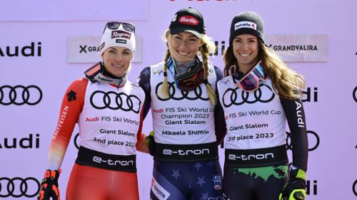 Hanna Oeberg vince la Mass Start di Oslo, la Coppa a Simon. Wierer ottava è seconda in generale