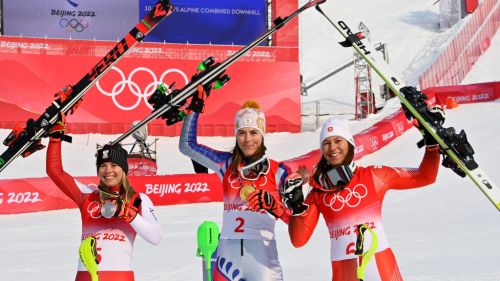 Incredibile oro per Petra Vlhova in rimonta: Hector e Duerr la buttano, sul podio Liensberger e Holdener