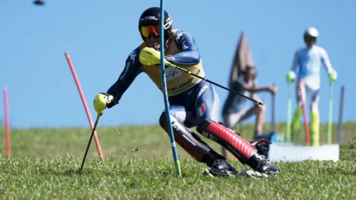Sci d'erba: un altro podio azzurro in Coppa del Mondo, Zamboni è terzo nel primo slalom di Predklasteri
