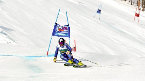 Una settimana a Les Deux Alpes per il gruppo femminile delle polivalenti: torna in pista Elena Curtoni