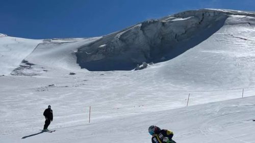 Slalomgigantisti azzurri, giornate da sogno a Saas-Fee: Tonetti e Maurberger ritrovano le porte larghe