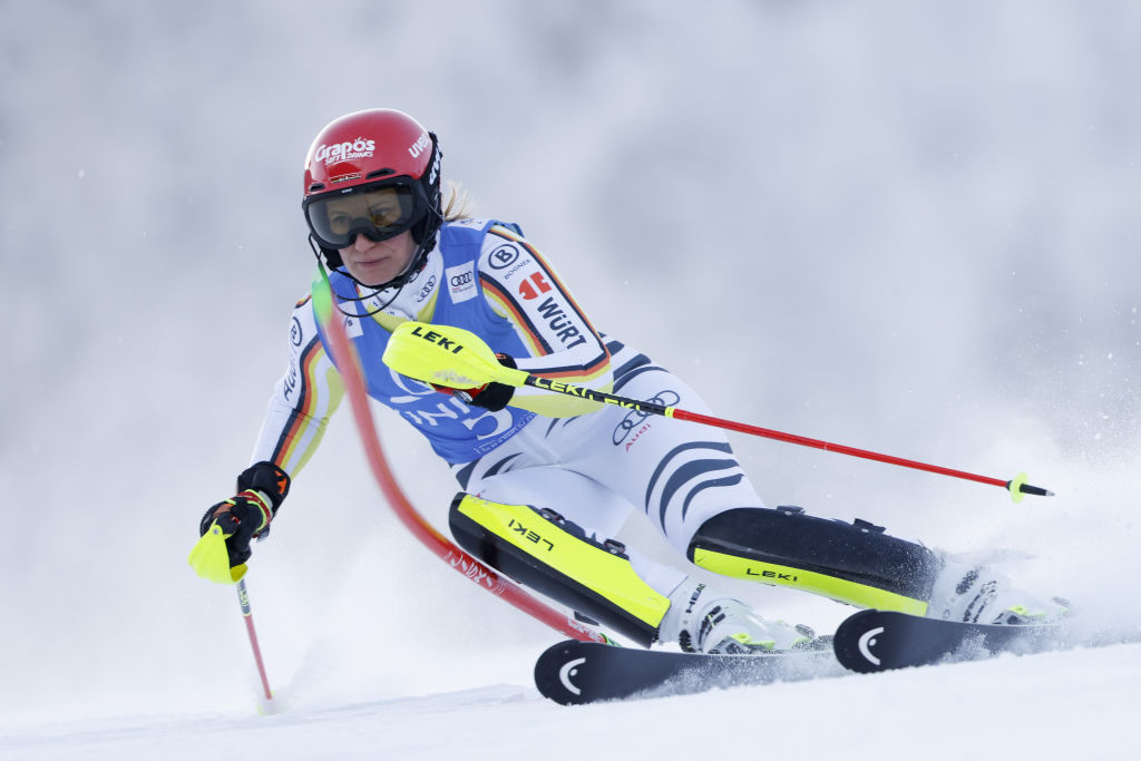 Festa Shiffrin, sono lacrime da... 86 vittorie! Raggiunto Stenmark in un giorno storico a Spindleruv Mlyn