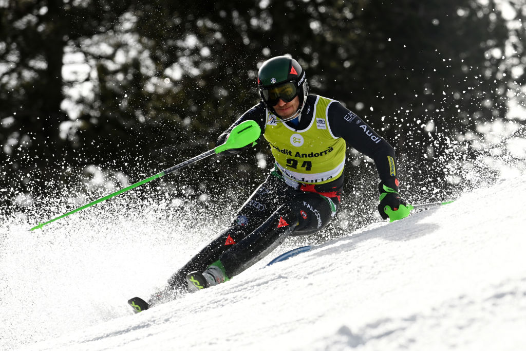 E' tris negli Assoluti di slalom per