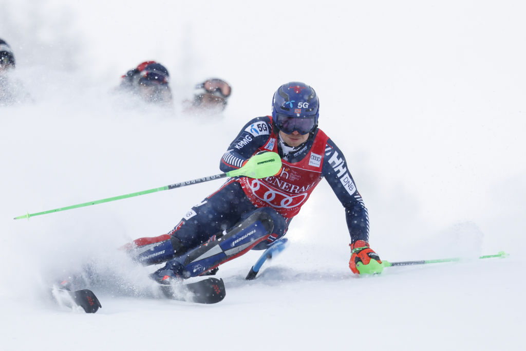 I norge sfruttano bene i primi due pettorali: Kristoffersen e Braathen fanno il vuoto nella 1^ manche di Val d'Isère