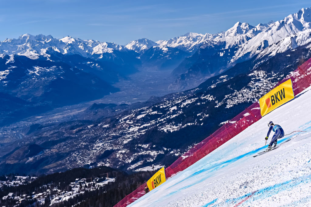 trop de vent à Orcières-Merlette, pas de concurrence.  A Tarvisio dernier essai avant de redescendre