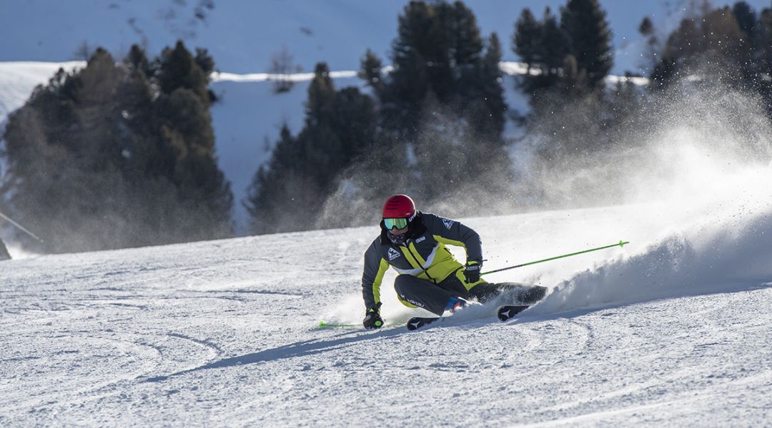 Alex Favaro al test di Atomic Redster X9S Revoshock S (2023)