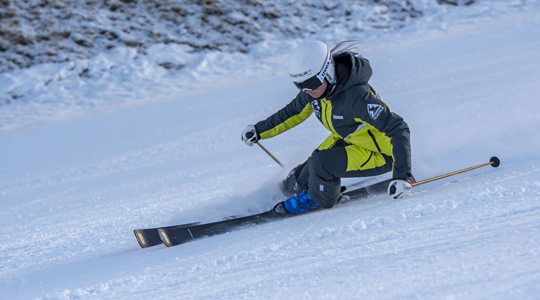 Isabel Anghilante al test di Blizzard Phoenix R14 Pro (2025)