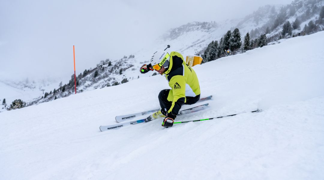 Simon Utini al test di Salomon Addikt (2024)