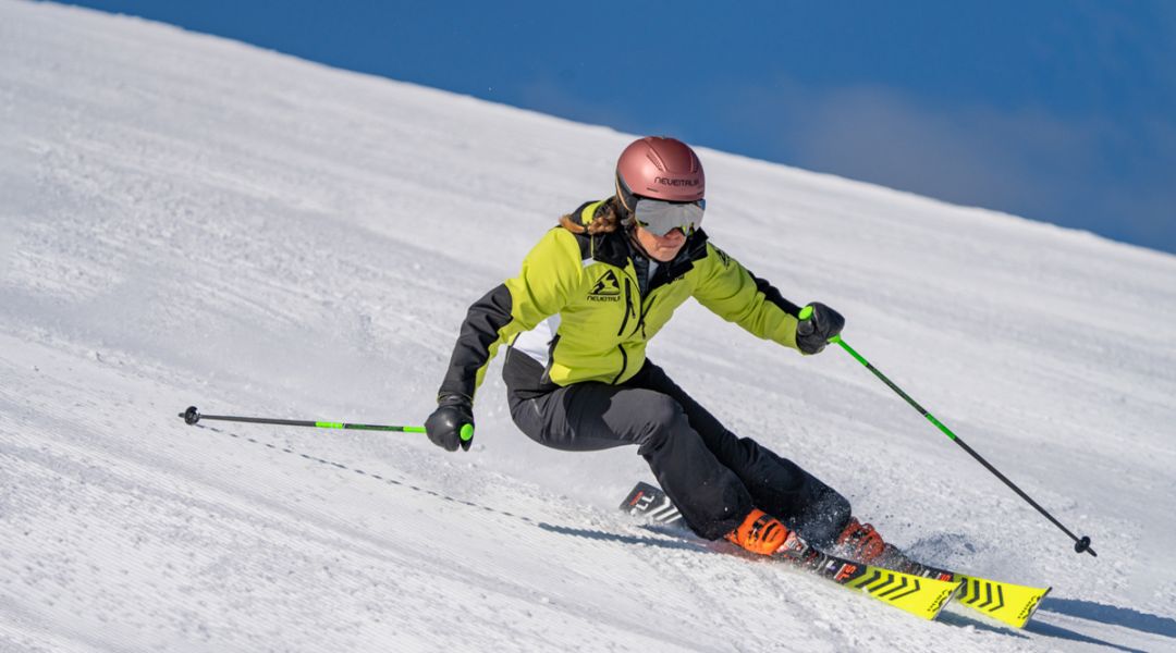 Valeria Poncet al test di Volkl Racetiger SL Master (2024)