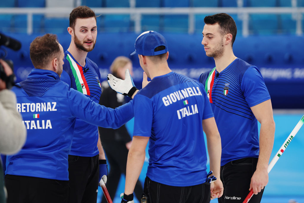 Curling: Joel Retornaz e compagni vincono ancora ai playoff, è semifinale a Camrose!