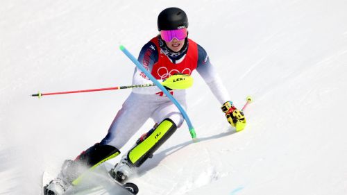 Il sorriso di Bassino sotto la neve di Ushuaia, prima giornata in pista per le big azzurre. Oggi rientrano Gross e Razzoli