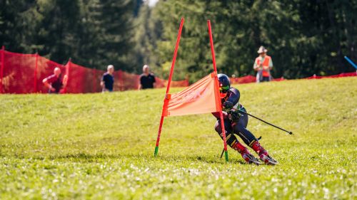 Sci d'erba: una vittoria e un 2° posto per Andrea Iori nel debutto stagionale, tante top ten per le azzurre