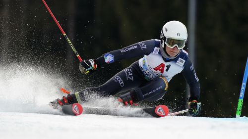 Il sorriso di Bassino sotto la neve di Ushuaia, prima giornata in pista per le big azzurre. Oggi rientrano Gross e Razzoli