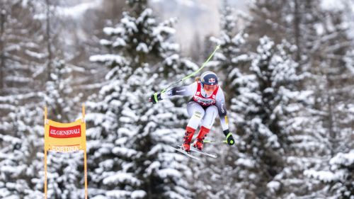 Salto con gli sci: Anze Lanisek davanti a tutti nella qualificazione di Wisla, l'Italia fa tre su quattro