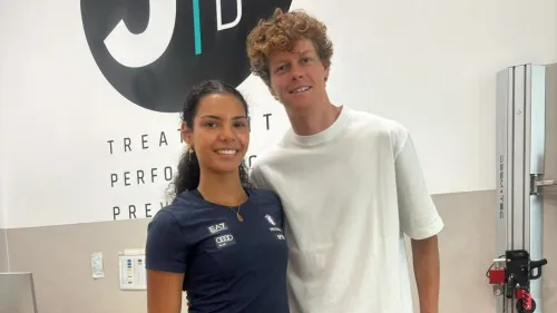Metti il J Medical, Sinner che torna da Wimbledon e... l'incontro con Giada D'Antonio, nella fase finale del suo recupero