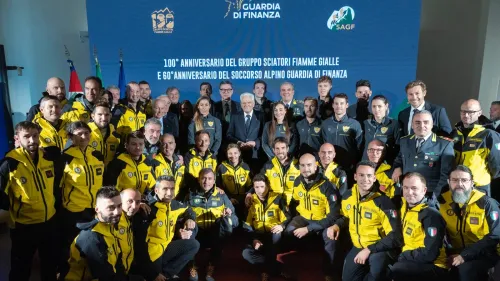 Festa per il centenario del G.S. Fiamme Gialle assieme al Soccorso Alpino: quante stelle alla cerimonia