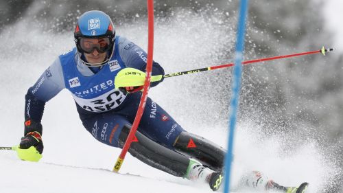 Vinatzer è fuori, Gross comanda con margine lo slalom maschile degli Assoluti in Val Senales