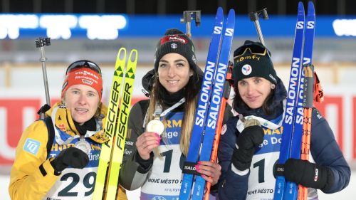 Azzurri in luce a Coronet Peak: Lucrezia Lorenzi vince il primo slalom, Simon Maurberger è quarto