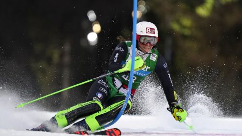 Azzurri in luce a Coronet Peak: Lucrezia Lorenzi vince il primo slalom, Simon Maurberger è quarto