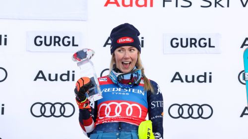 Shiffrin non sbaglia nulla, ma una ritrovata Holdener tiene il passo nella 1^ manche di Gurgl