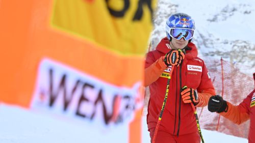 Odermatt comanda già in prova a Wengen, Kilde perde tanto in alto: Casse e Schieder solidi
