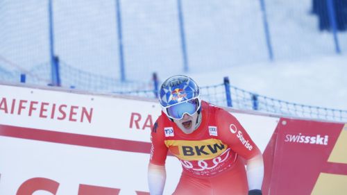 Salto con gli sci: Anze Lanisek davanti a tutti nella qualificazione di Wisla, l'Italia fa tre su quattro