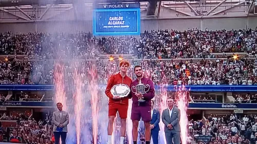 Sinner deve inchinarsi ad un grande Alcaraz: anche Lindsey Vonn a tifare l'amico Jannik a New York